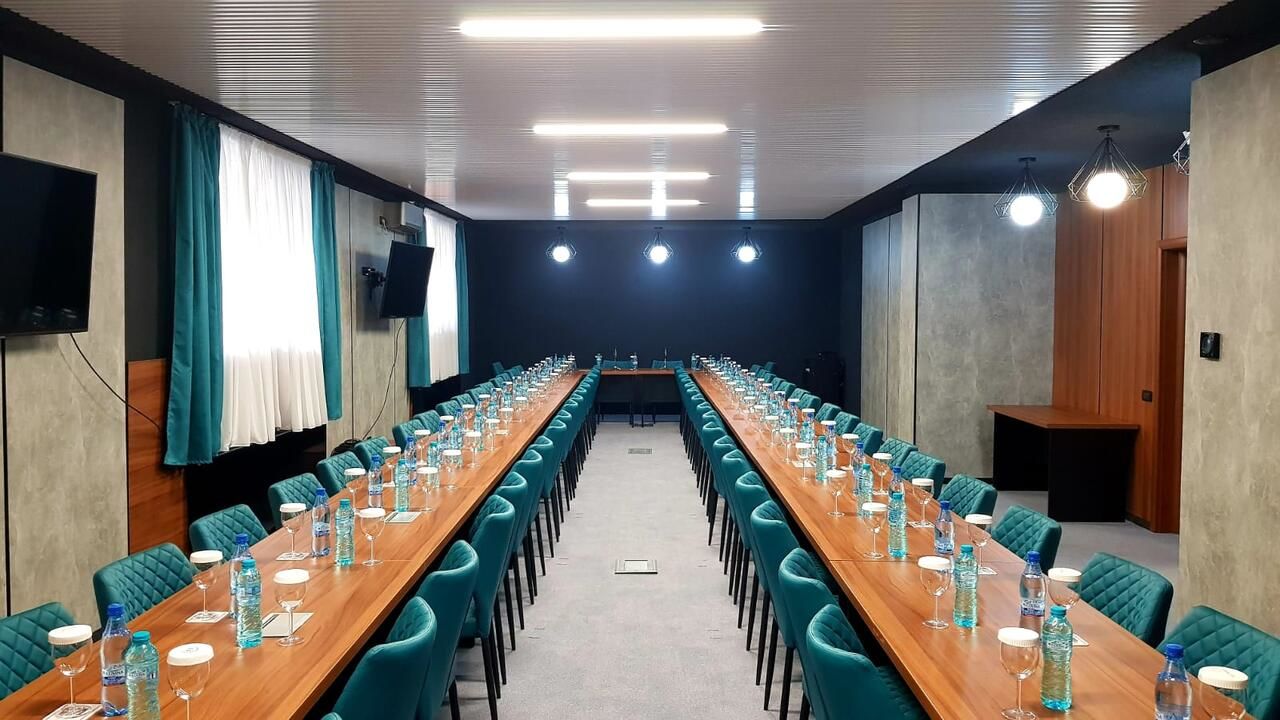 Отель Complex Turistic Casa Romaneasca Кэлимэнешти-14