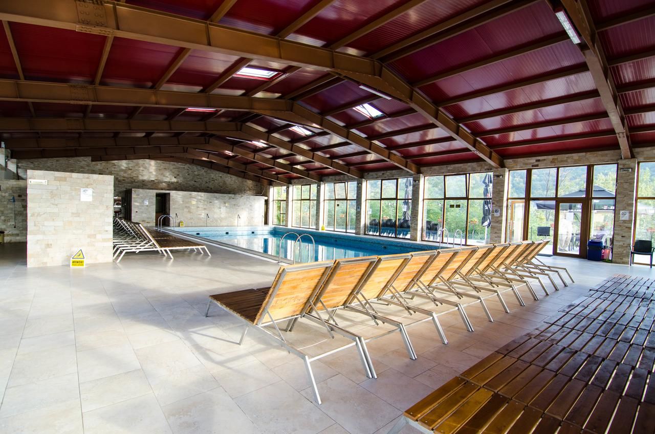 Отель Complex Turistic Casa Romaneasca Кэлимэнешти-29