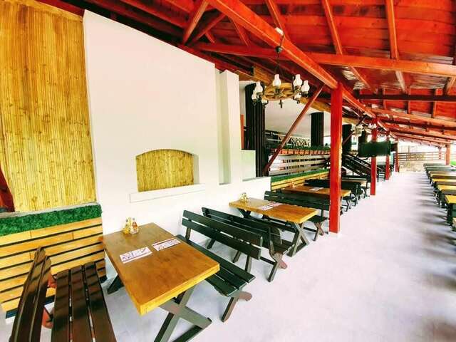 Отель Complex Turistic Casa Romaneasca Кэлимэнешти-8